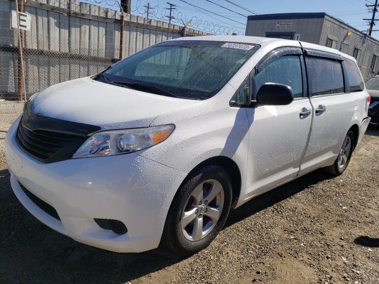 Obraz 1 z 2011 TOYOTA SIENNA  2011 z VIN 5TDZK3DC7BS087824