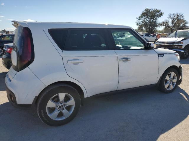 Obraz 3 z 2019 KIA SOUL  2019 z VIN KNDJN2A22K7679930