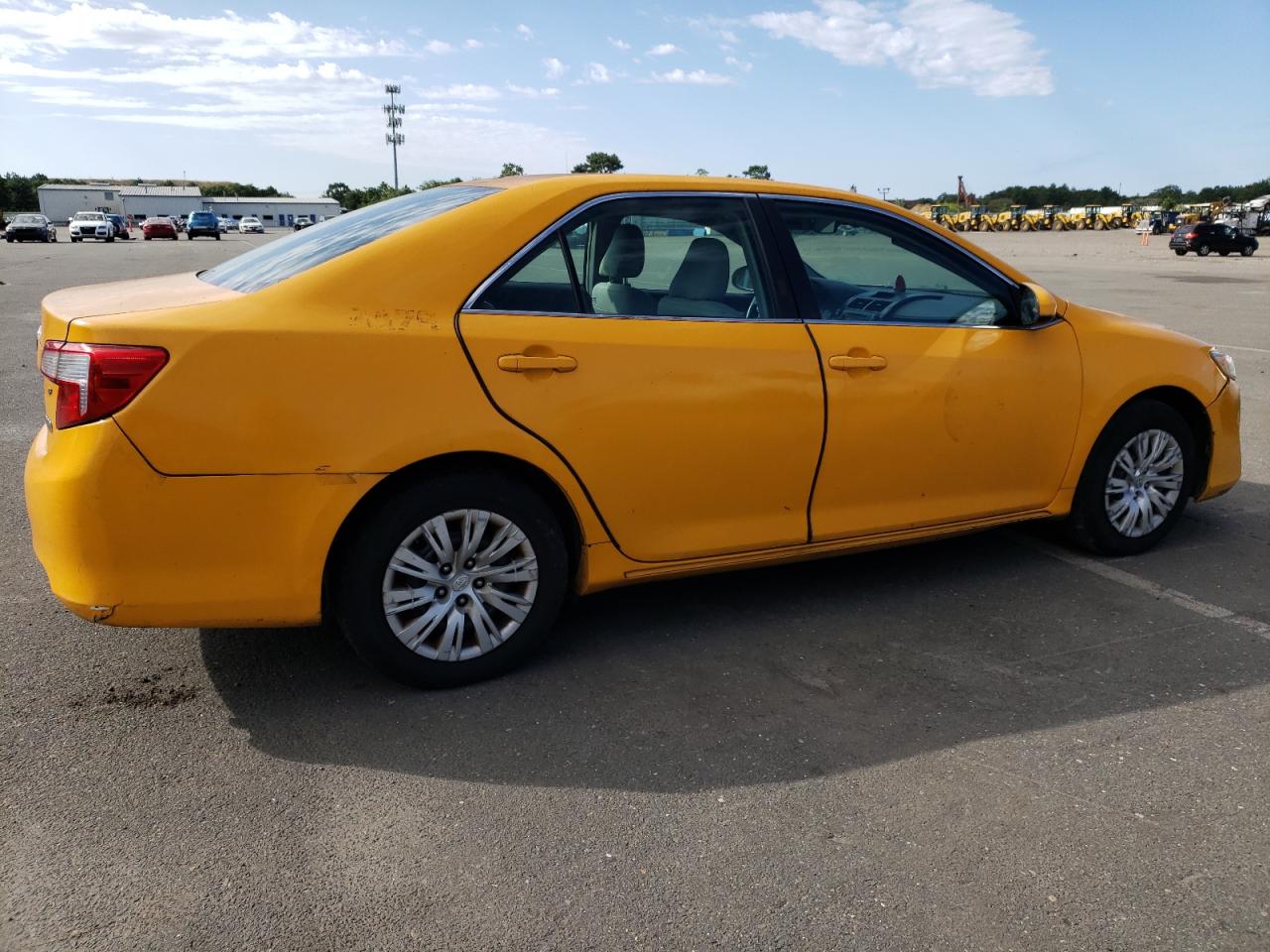 Image 3 of 2014 TOYOTA CAMRY HYBRID 2014 with VIN 4T1BD1FK6EU140917