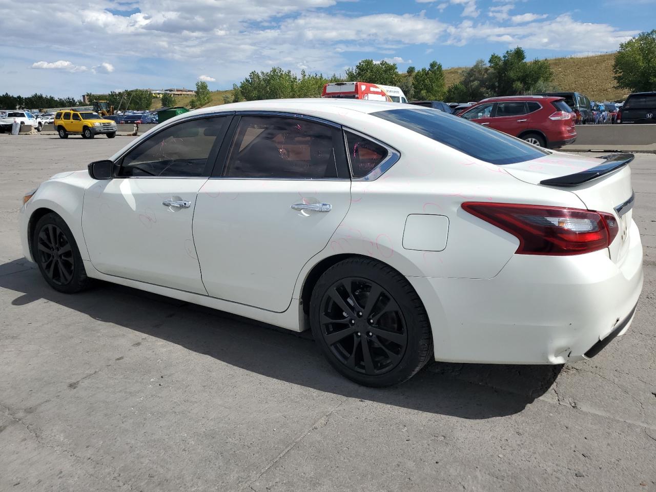 Obraz 2 z 2017 NISSAN ALTIMA 2.5 2017 z VIN 1N4AL3AP5HC189897