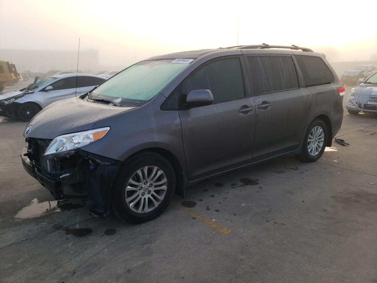 Obraz 1 z 2014 TOYOTA SIENNA XLE 2014 z VIN 5TDYK3DC4ES425504