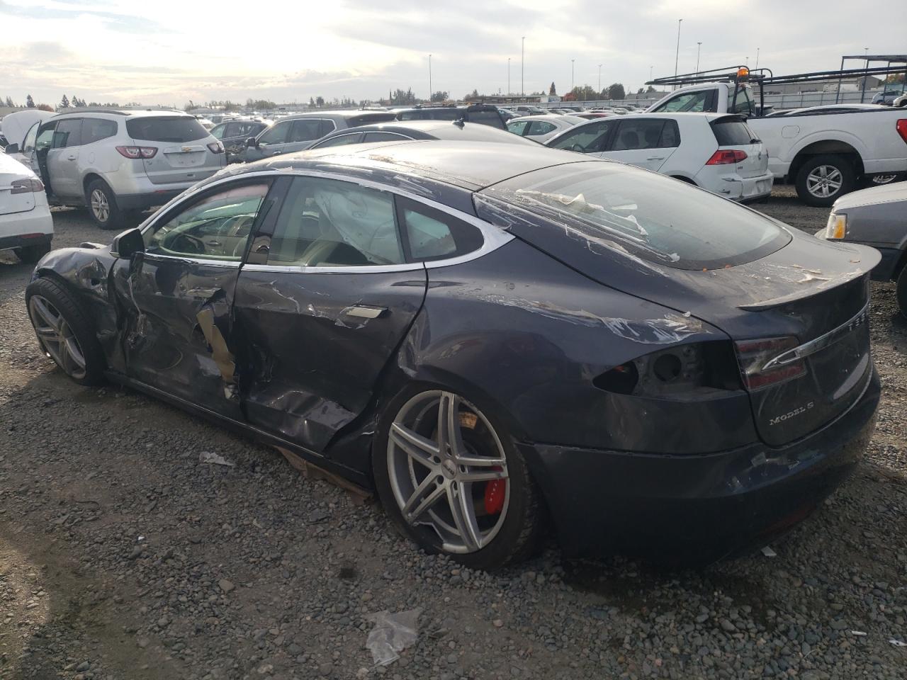 Image 2 of 2018 TESLA MODEL S  2018 with VIN 5YJSA1E22JF285311
