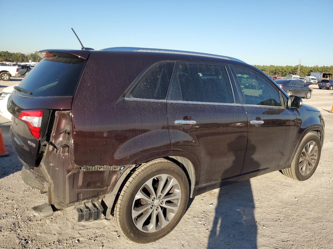 Изображение 3 2015 KIA SORENTO SX 2015 с VIN 5XYKW4A71FG639162