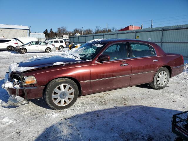 Image 1 of 2004 LINCOLN TOWN CAR ULTIMATE 2004 with VIN 1LNHM83W64Y649861