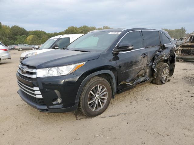 Image 1 of 2018 TOYOTA HIGHLANDER SE 2018 with VIN 5TDJZRFH3JS523863
