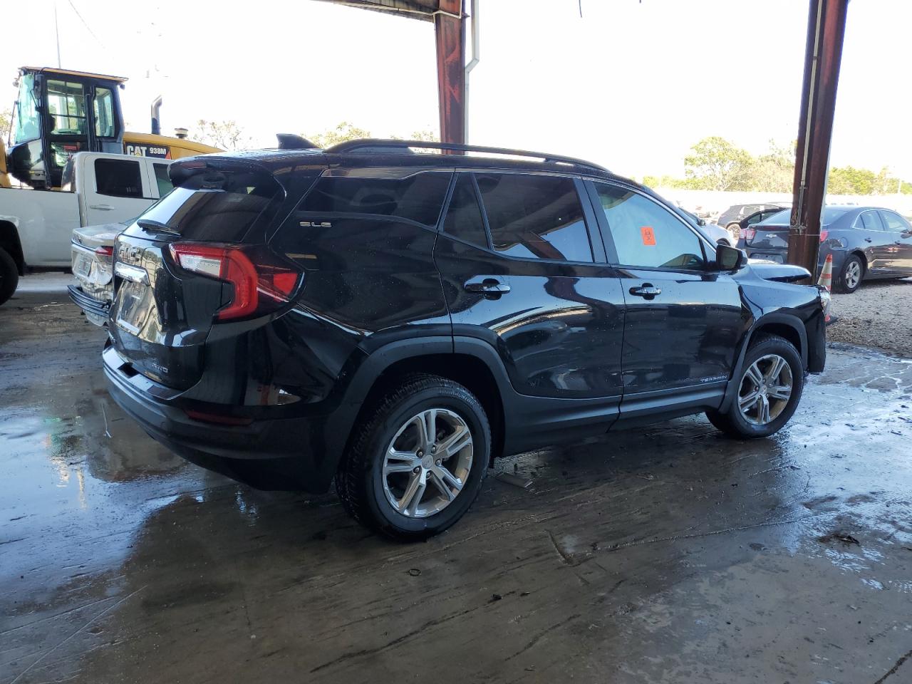 Image 3 of 2023 GMC TERRAIN SLE 2023 with VIN 3GKALTEG2PL214489
