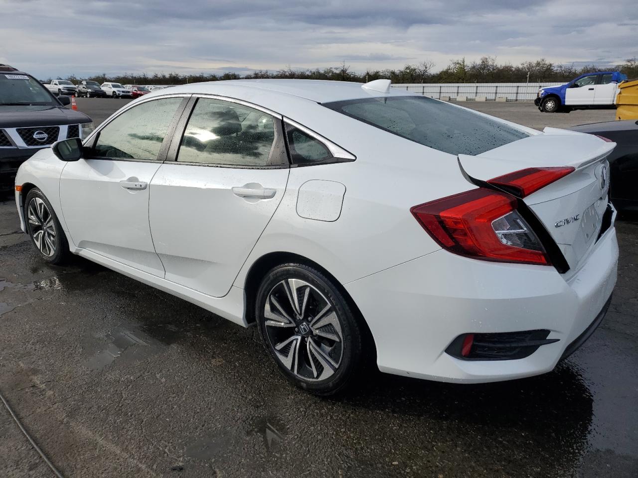 Изображение 2 2018 HONDA CIVIC EXL 2018 с VIN JHMFC1F77JX014853