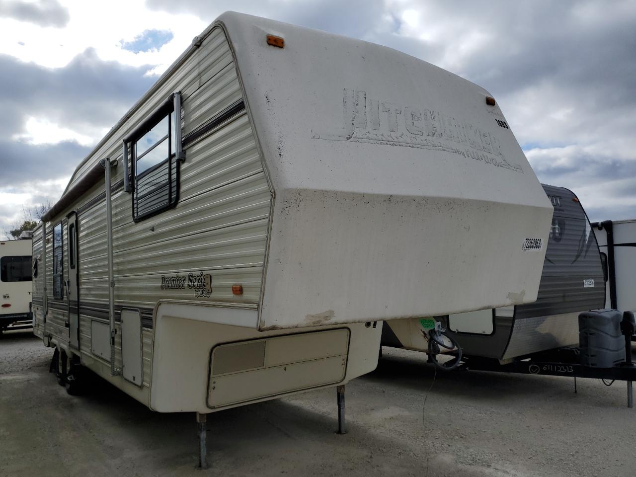 Obraz 1 z 1993 NUWA HITCHHIKER 1993 z VIN 1NW32KR07PA046772