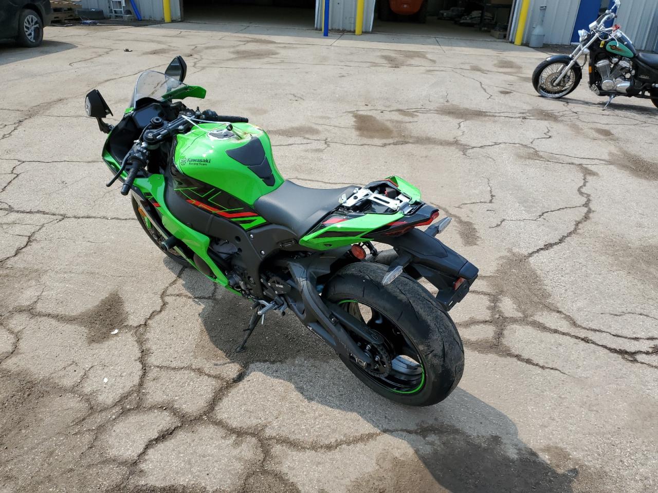 Image 3 of 2023 KAWASAKI ZX1002 M 2023 with VIN JKBZXVM11PA004247