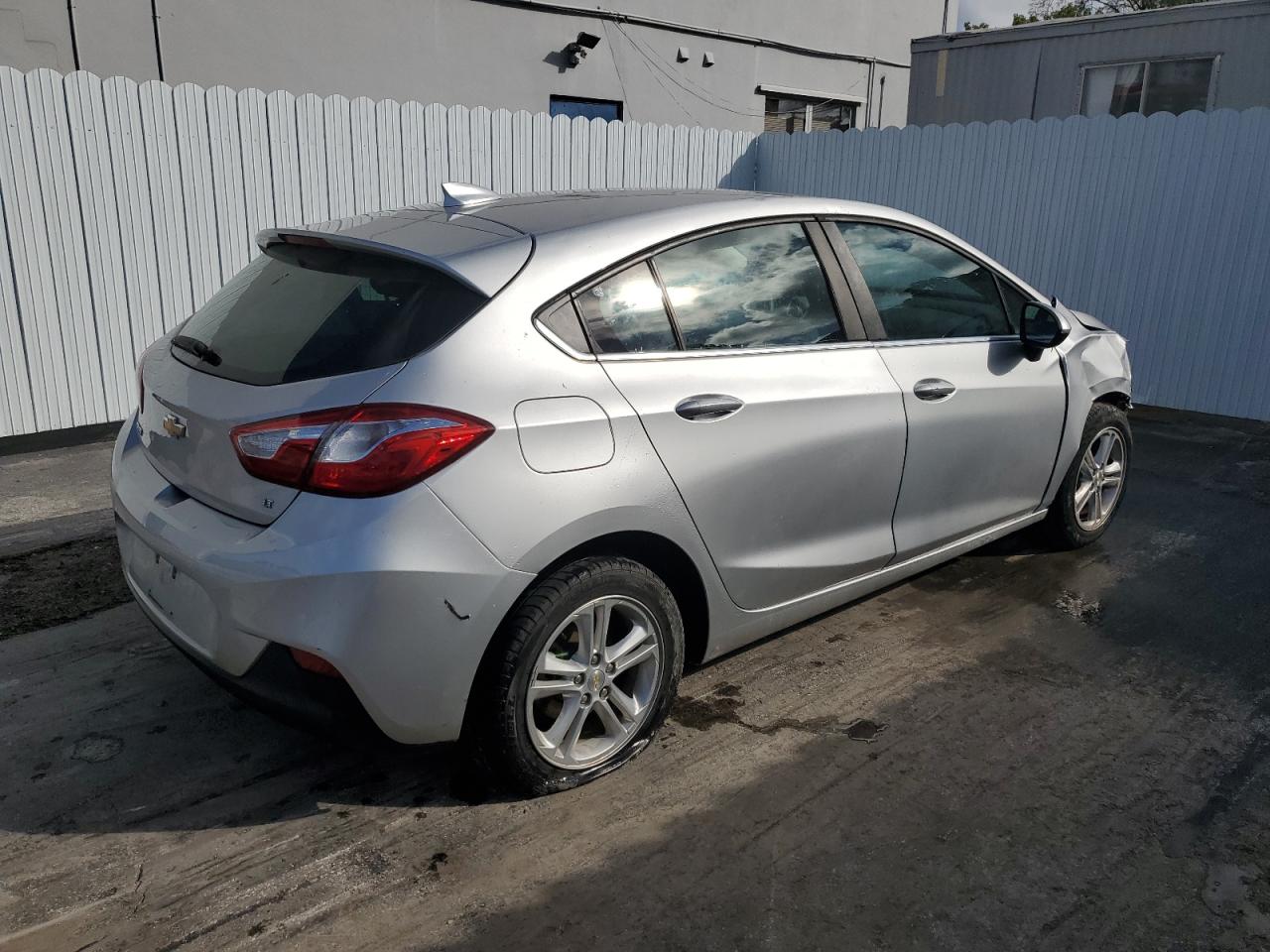 Image 3 of 2018 CHEVROLET CRUZE LT 2018 with VIN 3G1BE6SM2JS645474