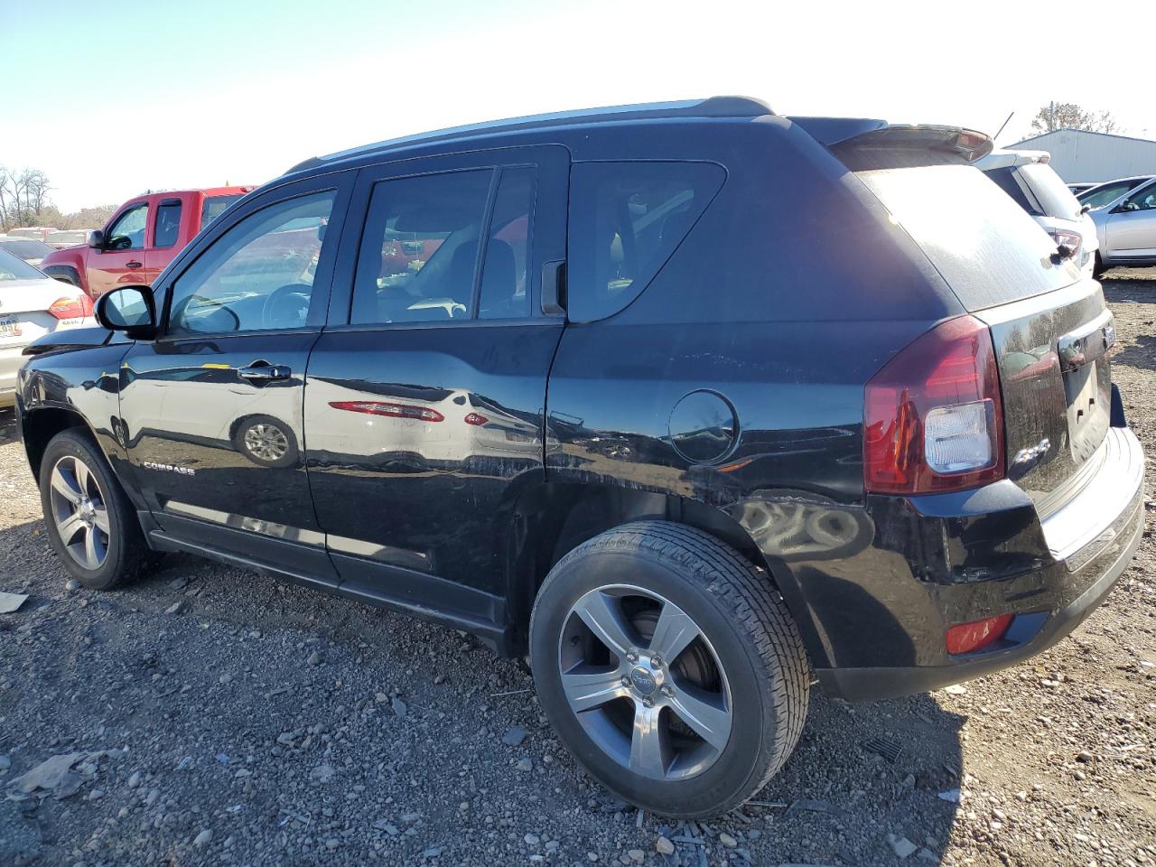 Obraz 2 z 2017 JEEP COMPASS LATITUDE 2017 z VIN 1C4NJCEA0HD125932