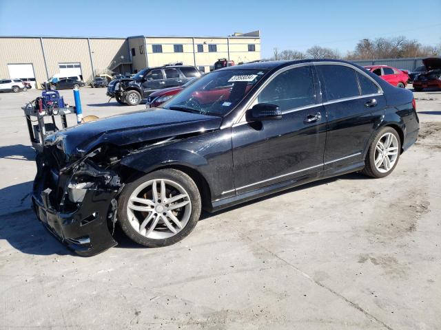 Image 1 of 2014 MERCEDES-BENZ C 250 2014 with VIN WDDGF4HB2EG214468