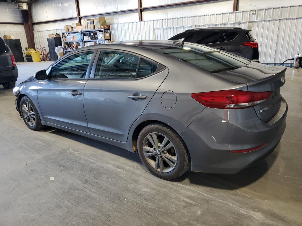 Изображение 2 2018 HYUNDAI ELANTRA SEL 2018 с VIN 5NPD84LF7JH340283