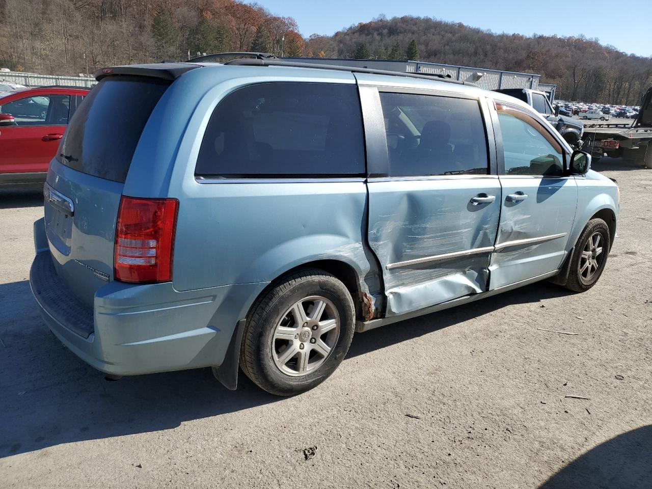 Obraz 3 z 2010 CHRYSLER TOWN & COUNTRY TOURING 2010 z VIN 2A4RR5D16AR153710