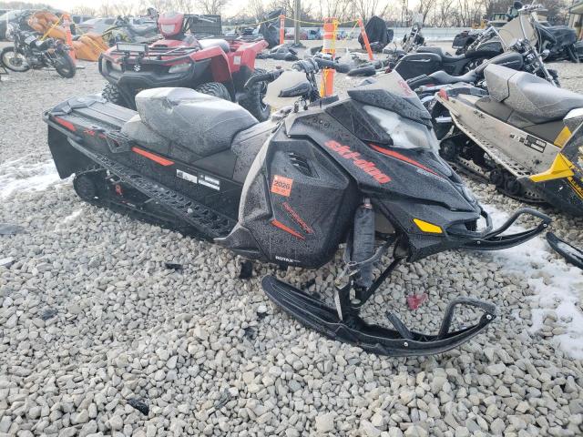 Image 1 of 2016 OTHR SNOWBMOBIL 2016 with VIN 2BPSUFGA4GV000122