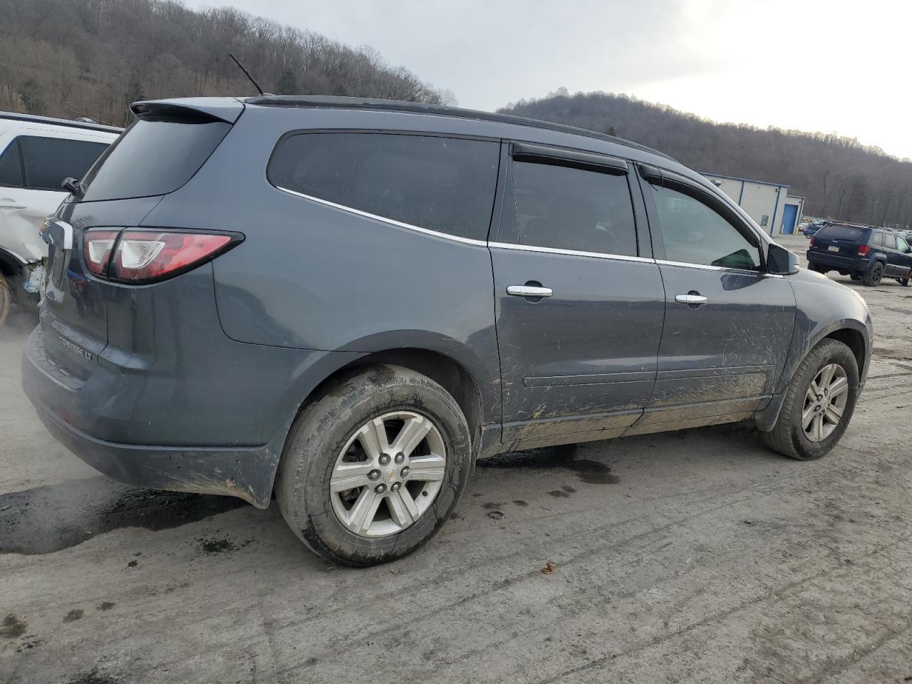 Изображение 3 2013 CHEVROLET TRAVERSE LT 2013 с VIN 1GNKVJKDXDJ136529