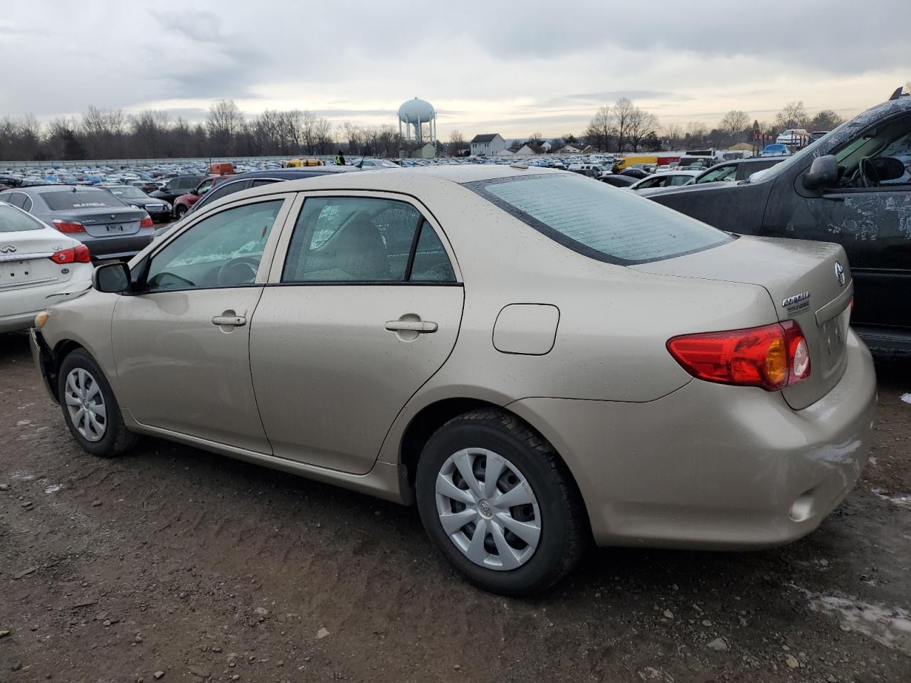 Obraz 2 z 2010 TOYOTA COROLLA BASE 2010 z VIN 2T1BU4EE3AC363392