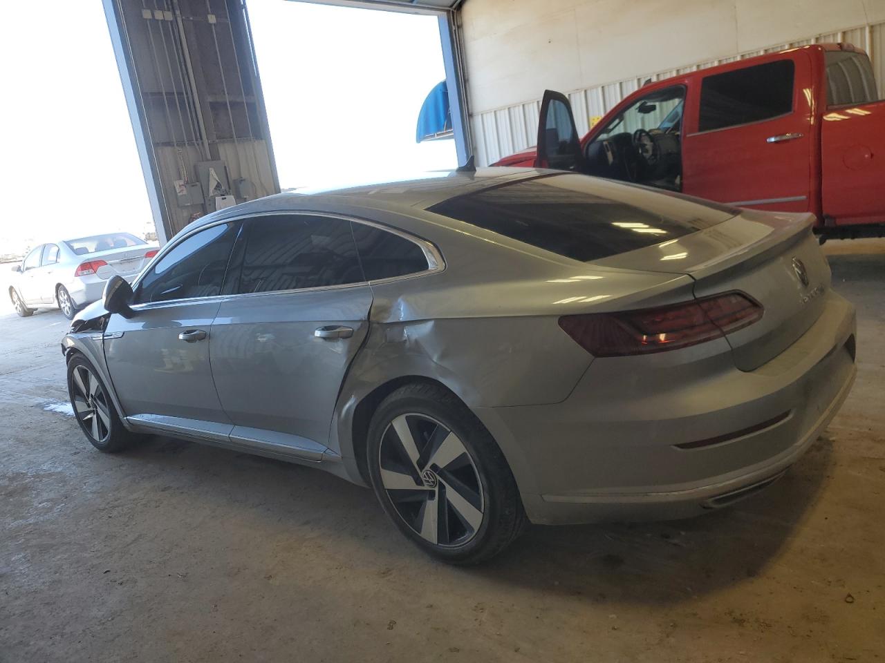 Изображение 2 2021 VOLKSWAGEN ARTEON SE 2021 с VIN WVWAR7AN0ME004233