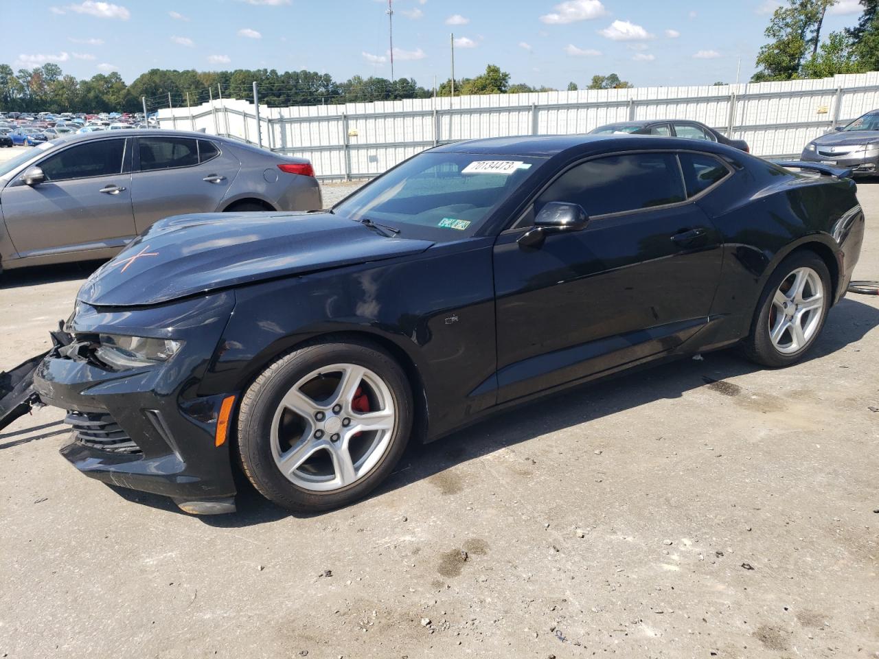 Изображение 1 2017 CHEVROLET CAMARO LS 2017 с VIN 1G1FA1RX5H0190119