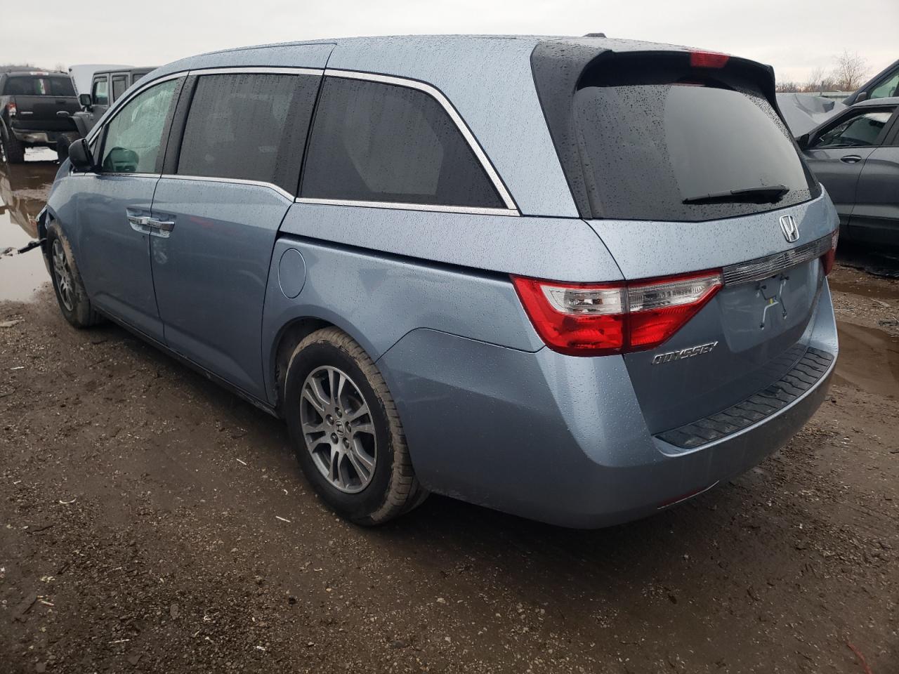 Image 2 of 2013 HONDA ODYSSEY EXL 2013 with VIN 5FNRL5H64DB076980