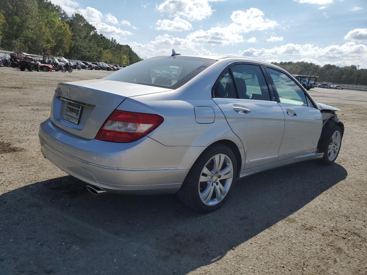 Image 3 of 2008 MERCEDES-BENZ C 300 2008 with VIN WDDGF54X68R040288