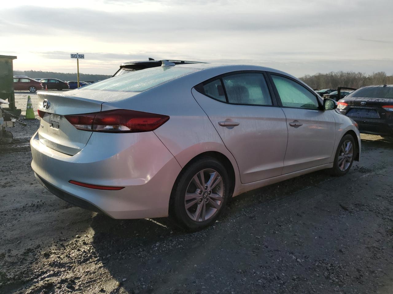 Изображение 3 2017 HYUNDAI ELANTRA SE 2017 с VIN KMHD84LF2HU249272