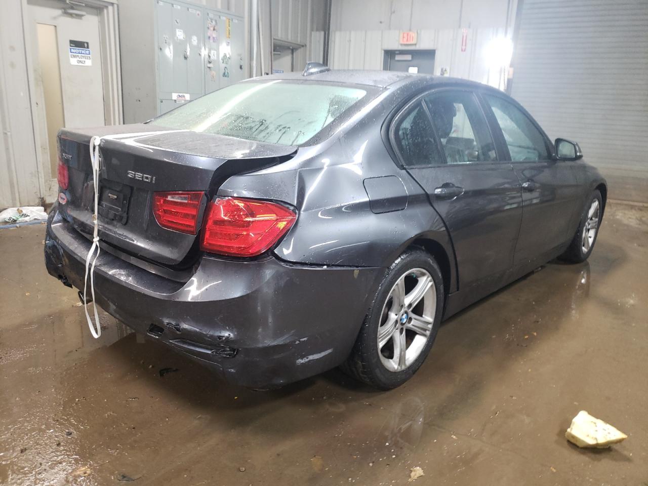 Image 3 of 2014 BMW 320 I XDRIVE 2014 with VIN WBA3C3C55EF983580