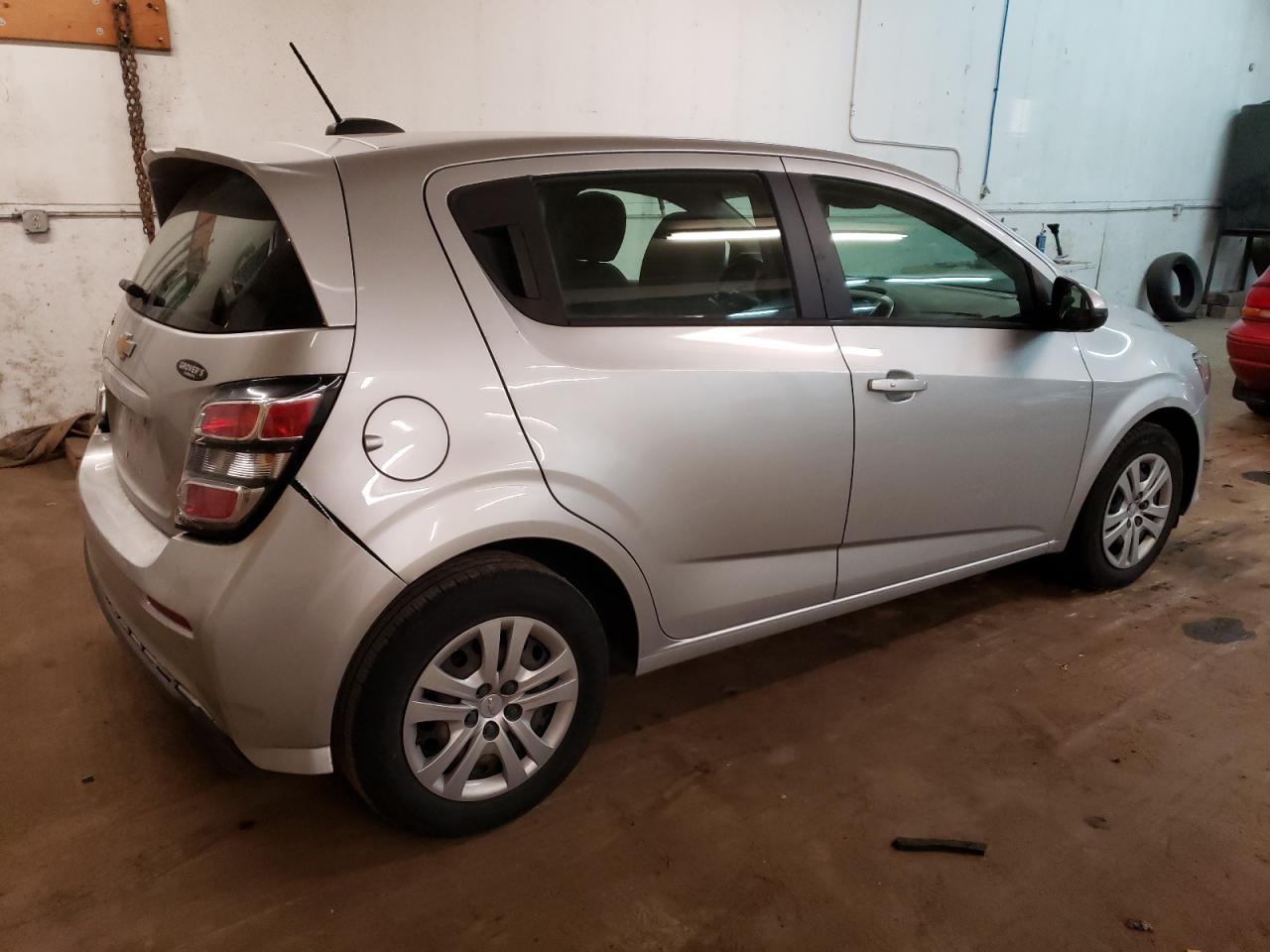 Obraz 3 z 2020 CHEVROLET SONIC  2020 z VIN 1G1JG6SB8L4126873