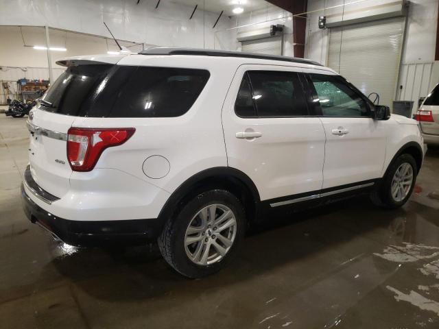 Image 3 of 2018 FORD EXPLORER XLT 2018 with VIN 1FM5K8D84JGA55764
