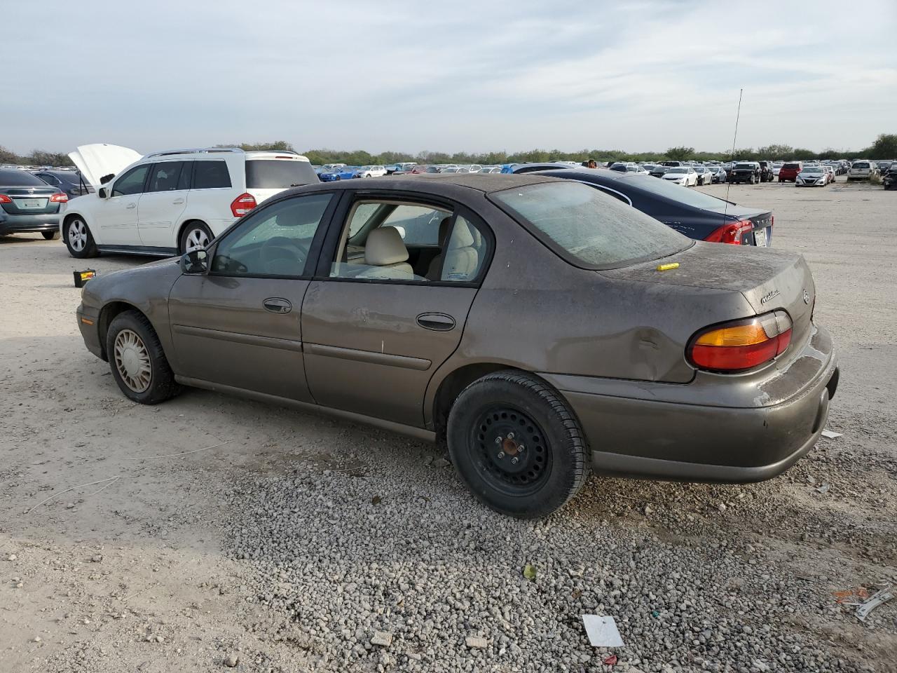 Image 2 of 2009 CHEVROLET MALIBU  2009 with VIN 1G1ND52J8Y6129473