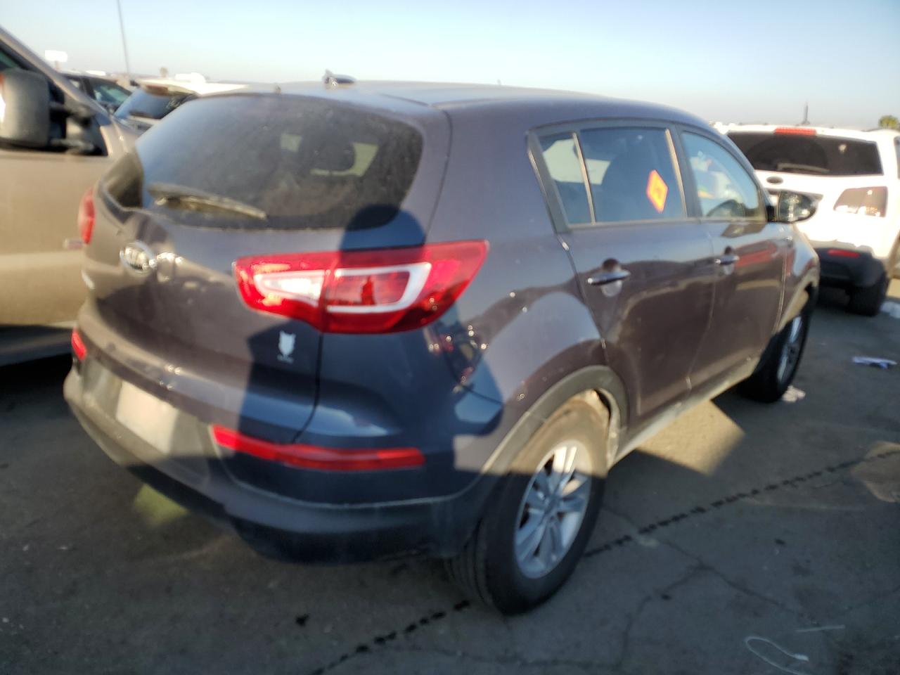 Image 3 of 2011 KIA SPORTAGE LX 2011 with VIN KNDPBCA27B7078036