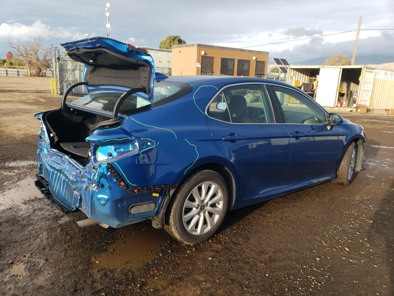 Изображение 3 2020 TOYOTA CAMRY LE 2020 с VIN 4T1C11AK7LU397652