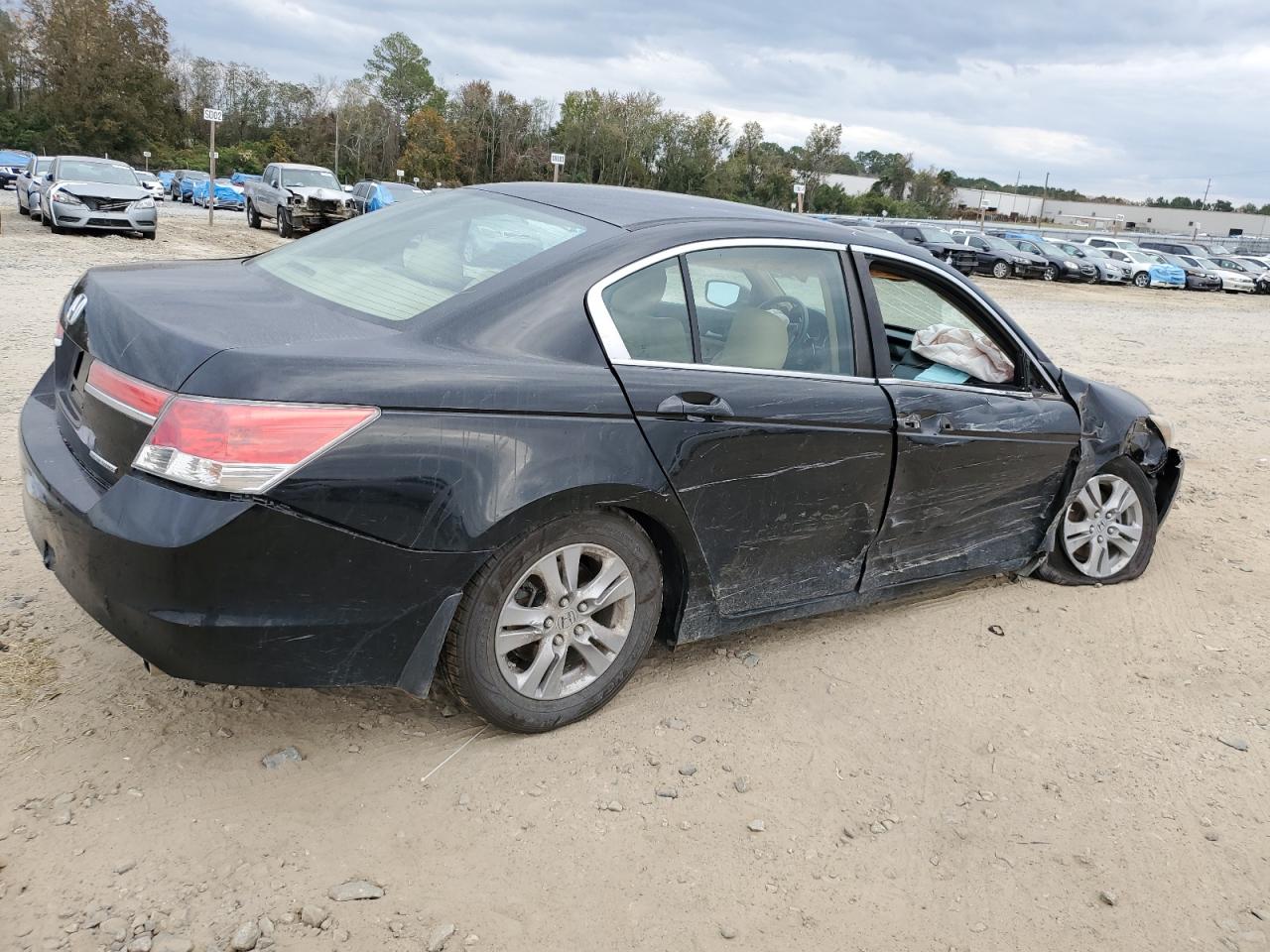 Image 3 of 2012 HONDA ACCORD SE 2012 with VIN 1HGCP2F61CA024596
