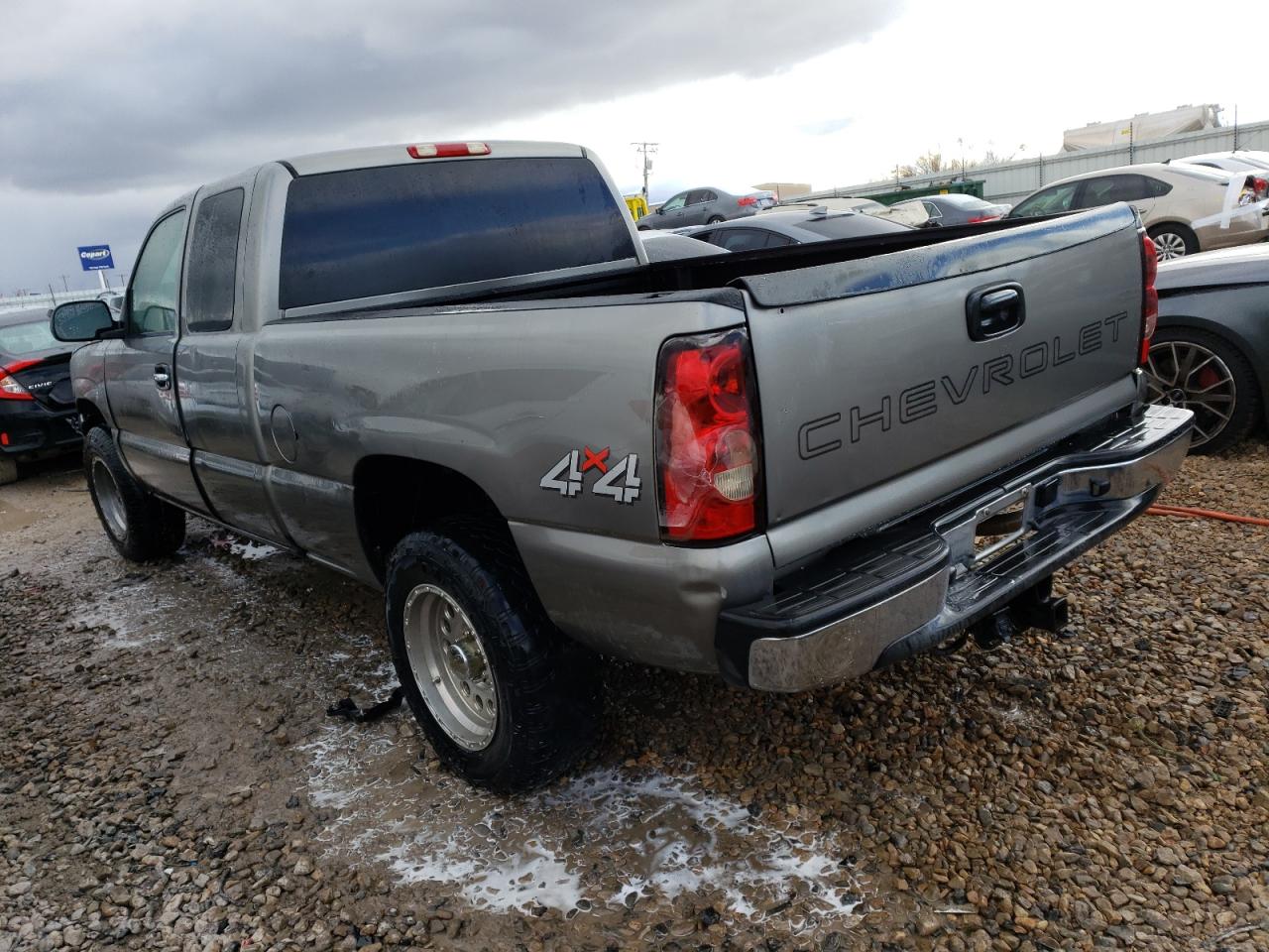 Obraz 2 z 2006 CHEVROLET SILVERADO K1500 2006 z VIN 1GCEK19B66Z193589