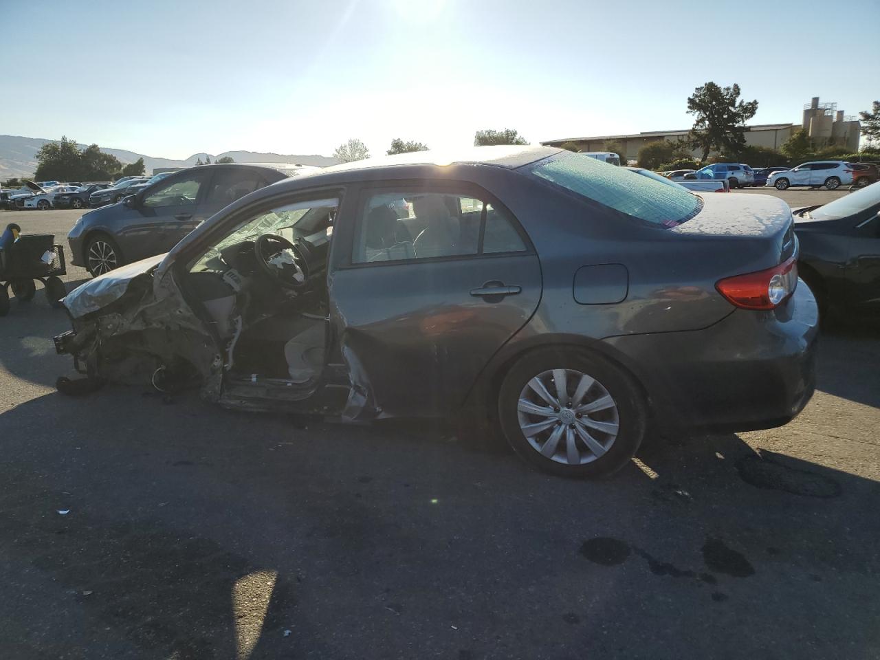 Изображение 2 2012 TOYOTA COROLLA BASE 2012 с VIN 2T1BU4EE9CC805935