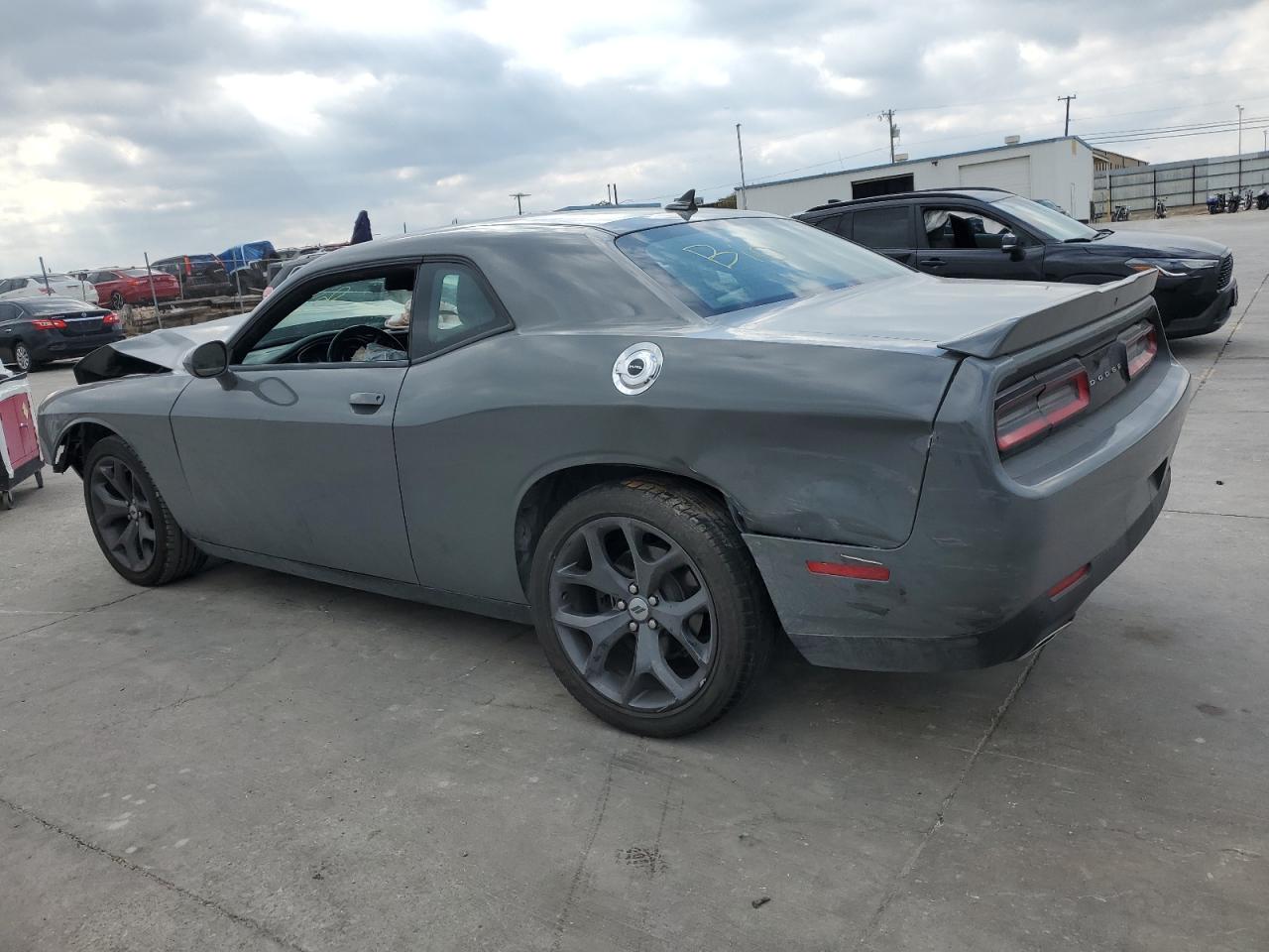 Obraz 2 z 2019 DODGE CHALLENGER SXT 2019 z VIN 2C3CDZAG7KH541289