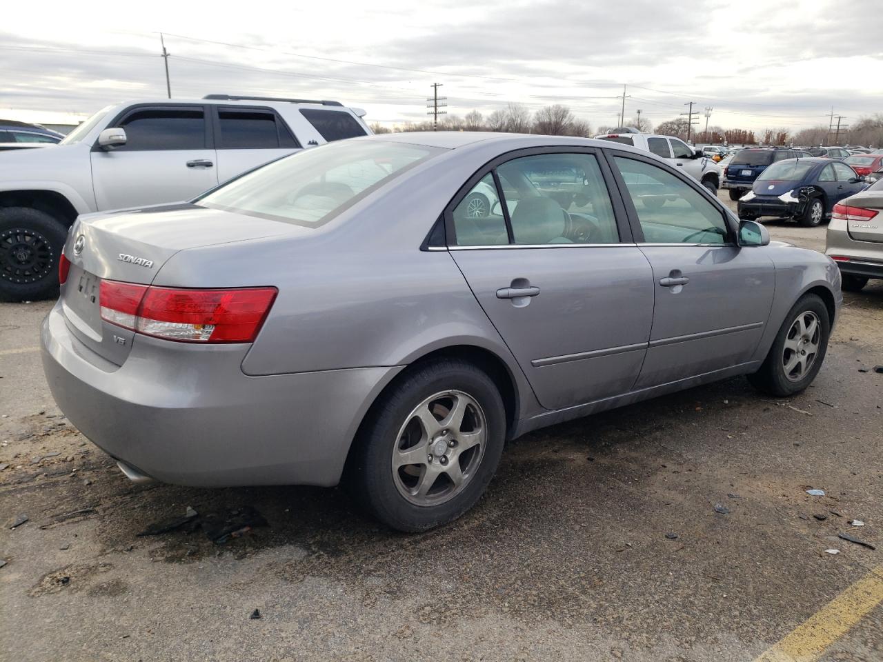 Image 3 of 2006 HYUNDAI SONATA GLS 2006 with VIN 5NPEU46F86H110576