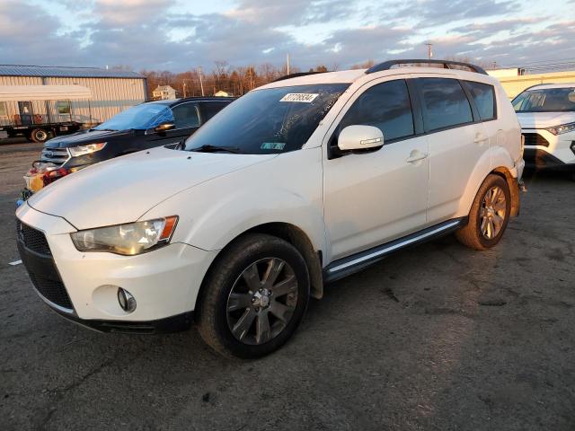 2011 MITSUBISHI OUTLANDER SE 2011 image