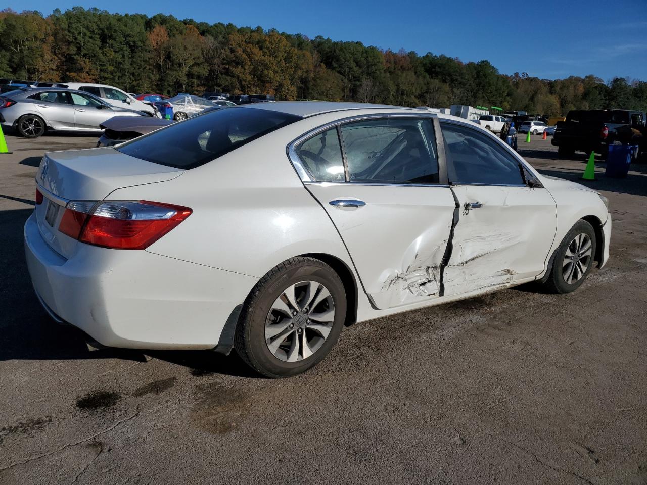 Image 3 of 2013 HONDA ACCORD LX 2013 with VIN 1HGCR2F31DA098148