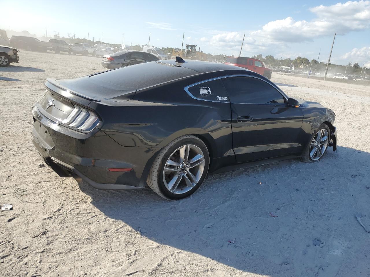 Image 3 of 2020 FORD MUSTANG  2020 with VIN 1FA6P8TH0L5157837