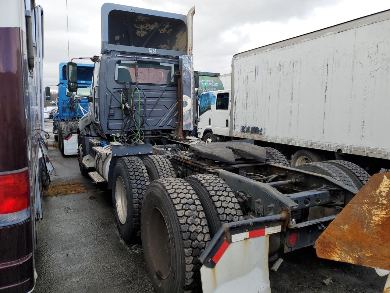 Image 3 of 2017 INTERNATIONAL PROSTAR  2017 with VIN 3HCDJAPR2HL574478