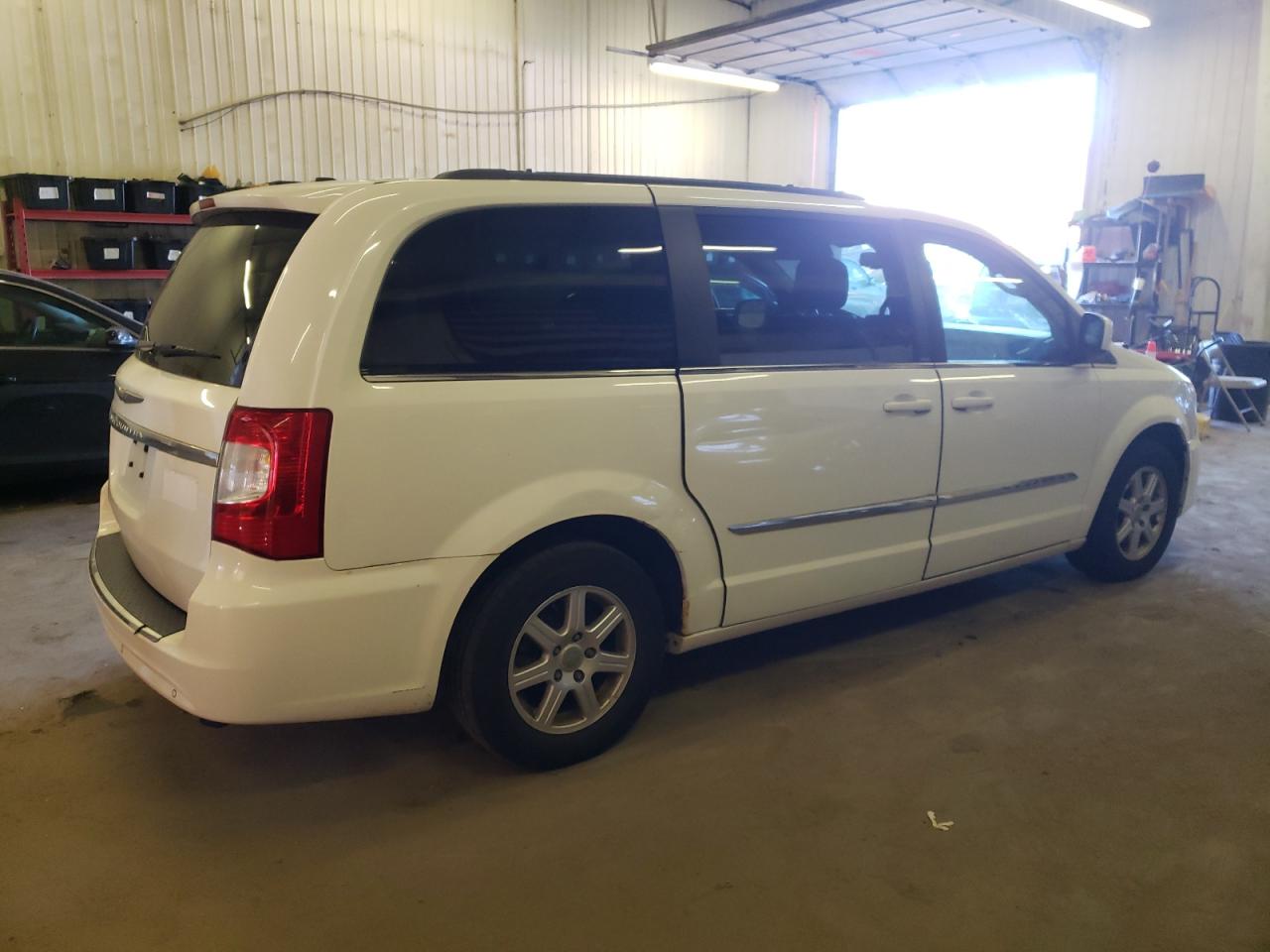Image 3 of 2011 CHRYSLER TOWN & COUNTRY TOURING 2011 with VIN 2A4RR5DG3BR739559