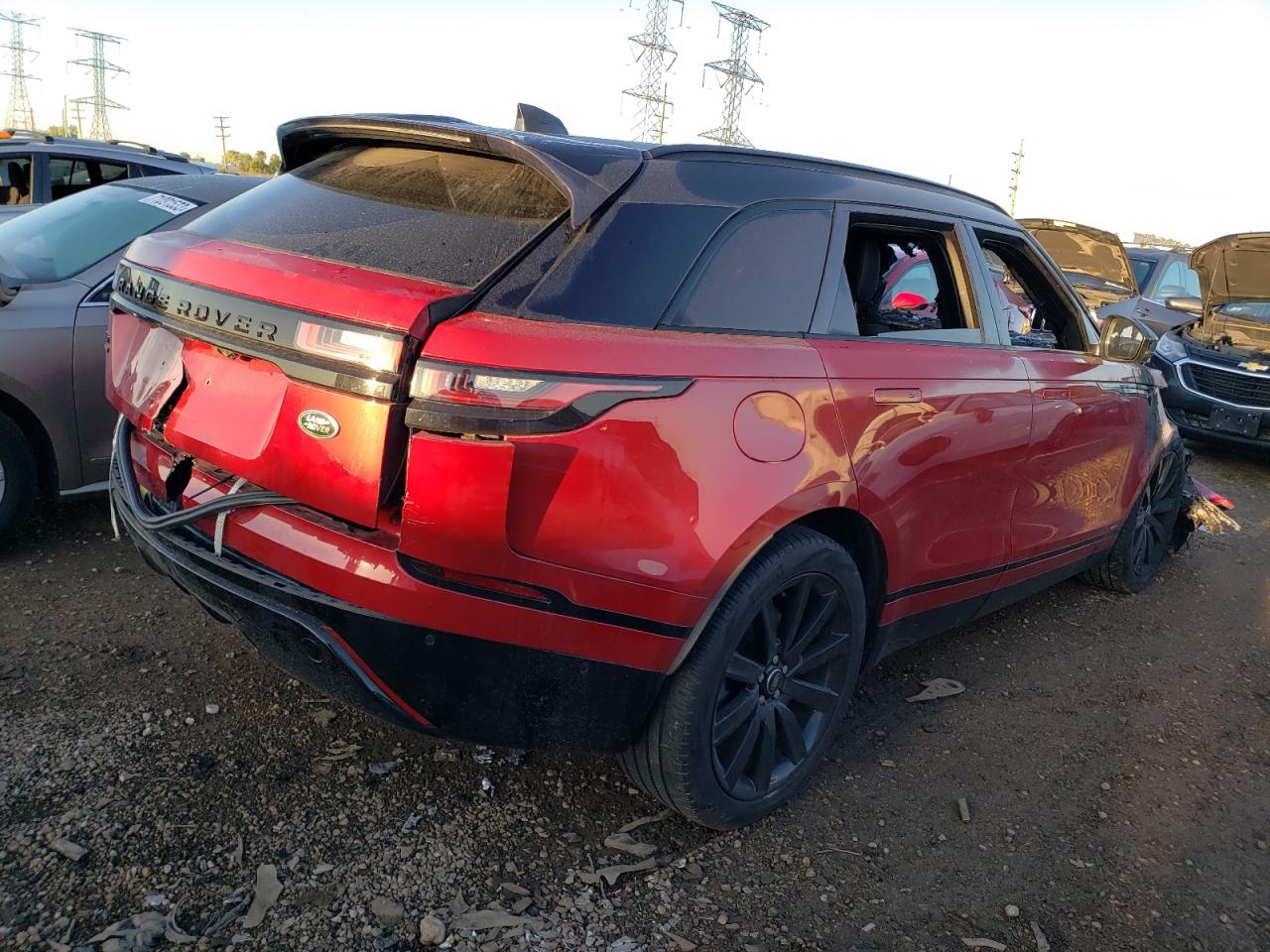 Изображение 3 2019 LAND ROVER RANGE ROVER VELAR R-DYNAMIC SE 2019 с VIN SALYL2EX6KA783309