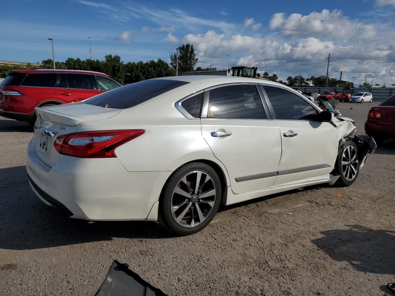 Image 3 of 2016 NISSAN ALTIMA 2.5 2016 with VIN 1N4AL3AP6GC277131