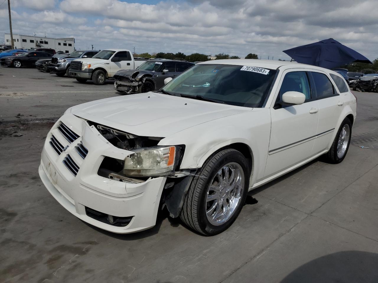 Obraz 1 z 2008 DODGE MAGNUM SXT 2008 z VIN 2D4FV37V78H202455