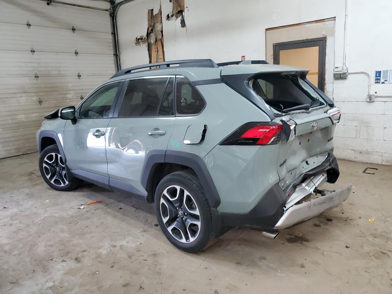 Image 2 of 2021 TOYOTA RAV4 ADVENTURE 2021 with VIN 2T3J1RFV9MW152045