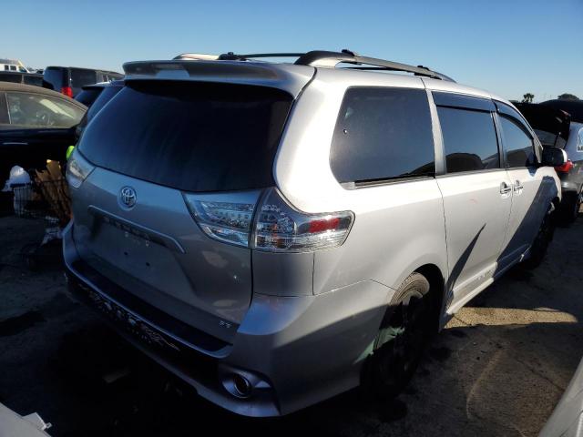 Obraz 3 z 2015 TOYOTA SIENNA SPORT 2015 z VIN 5TDXK3DC7FS562367