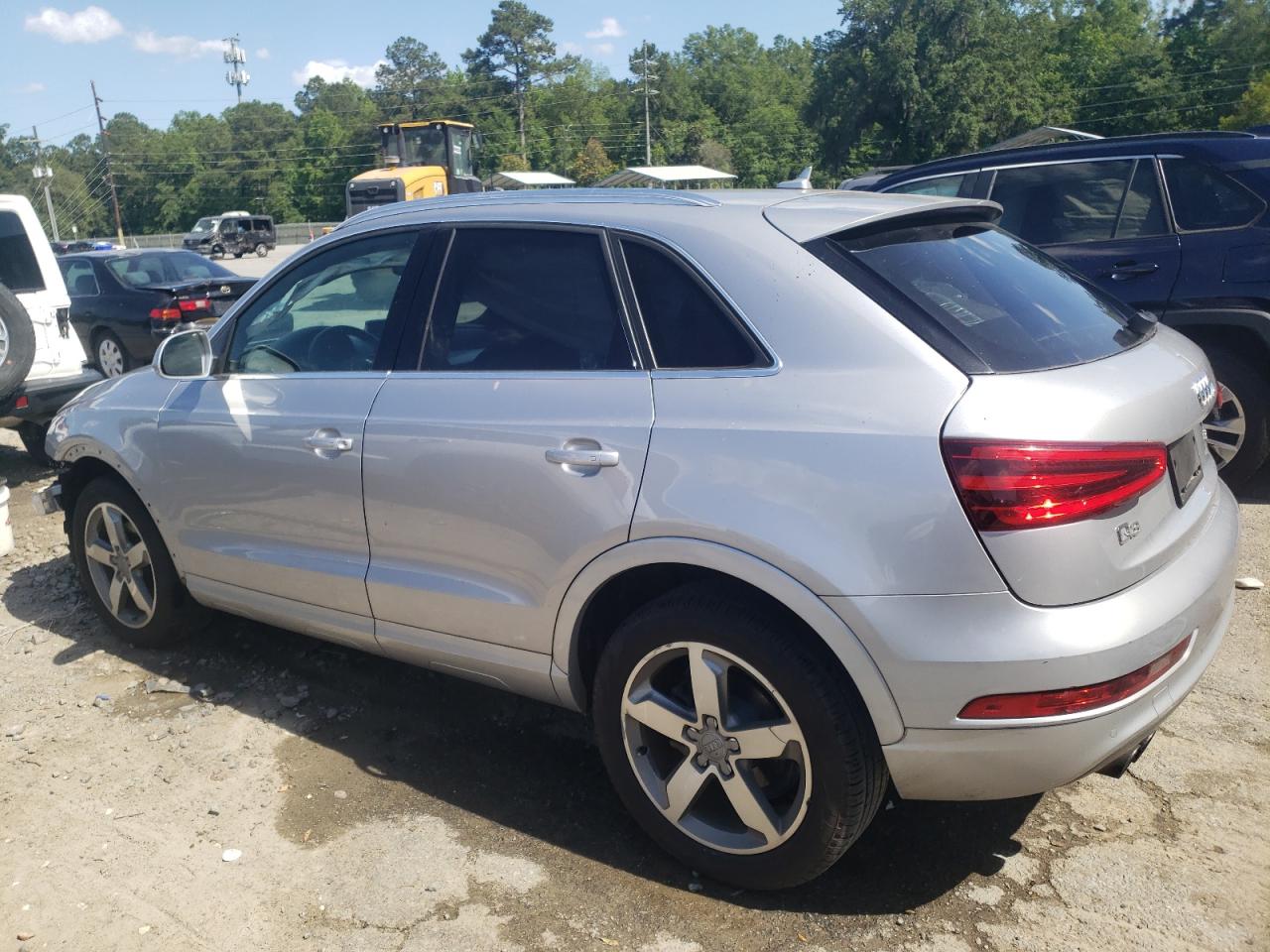 Image 2 of 2015 AUDI Q3 PRESTIGE 2015 with VIN WA1GFCFS3FR007854