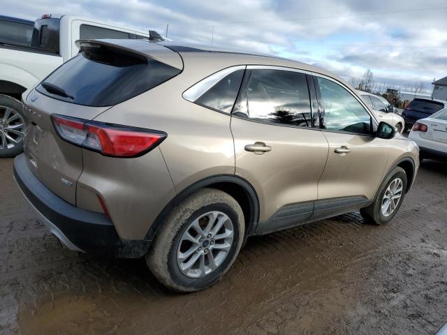 Image 3 of 2020 FORD ESCAPE SE 2020 with VIN 1FMCU9G61LUA38703