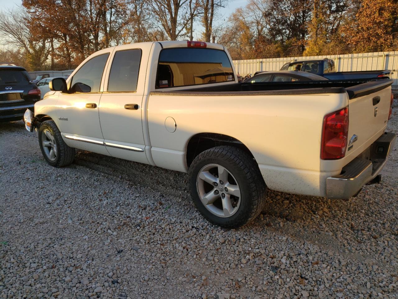 Изображение 2 2008 DODGE RAM 1500 ST 2008 с VIN 1D7HA18N78S637558